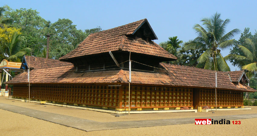 elamkavu-temple.jpg